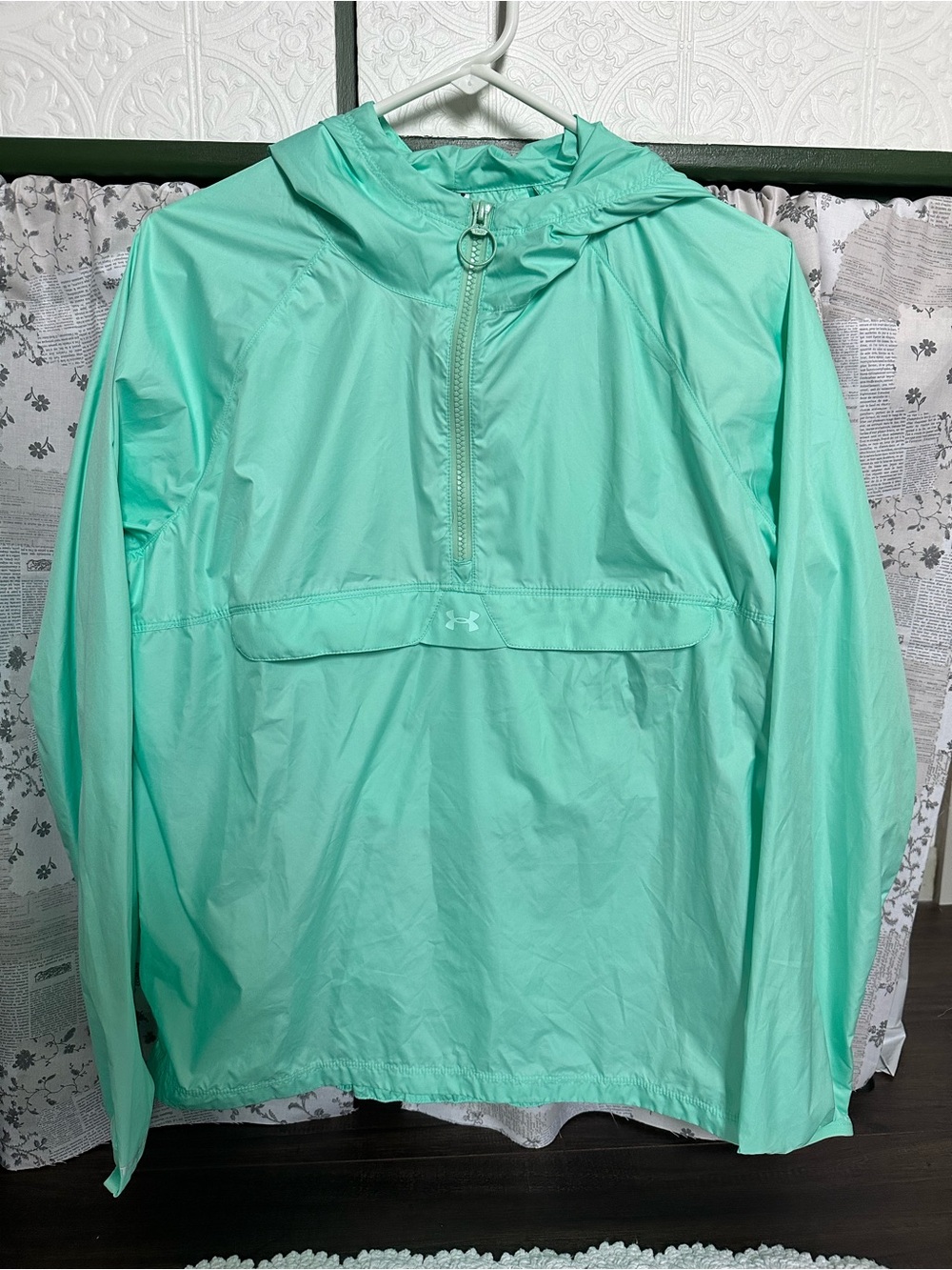 Under Armour Mint Green Packable Half-Zip Windbreaker
